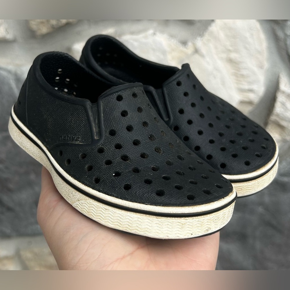 Native Miles Shoes Size C7 Toddler Casual Lightweight Waterproof Walking Shoes